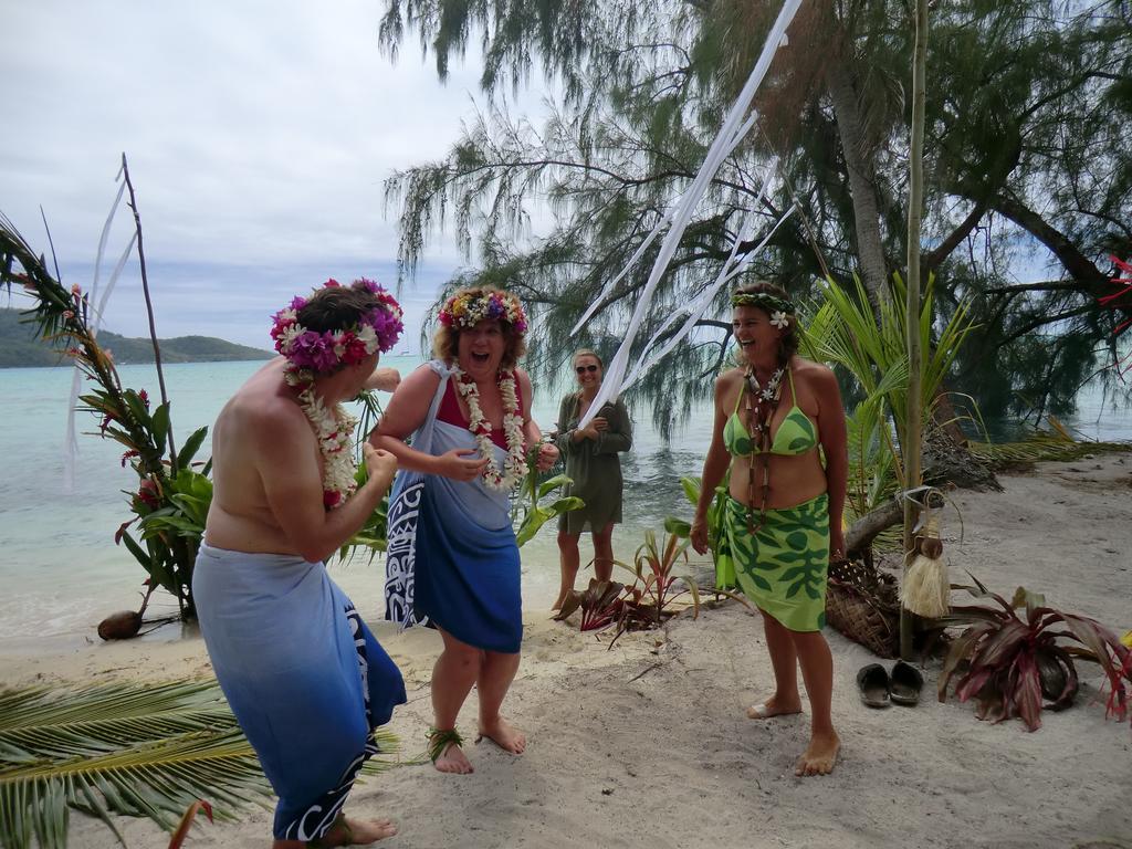 Pension Hibiscus Tahaa Uturoa Екстериор снимка